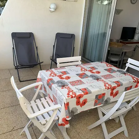 2 Pieces Avec Terrasse Et Parking A 50m - Port Camargue - Fr-1-731-136 Apartment *
